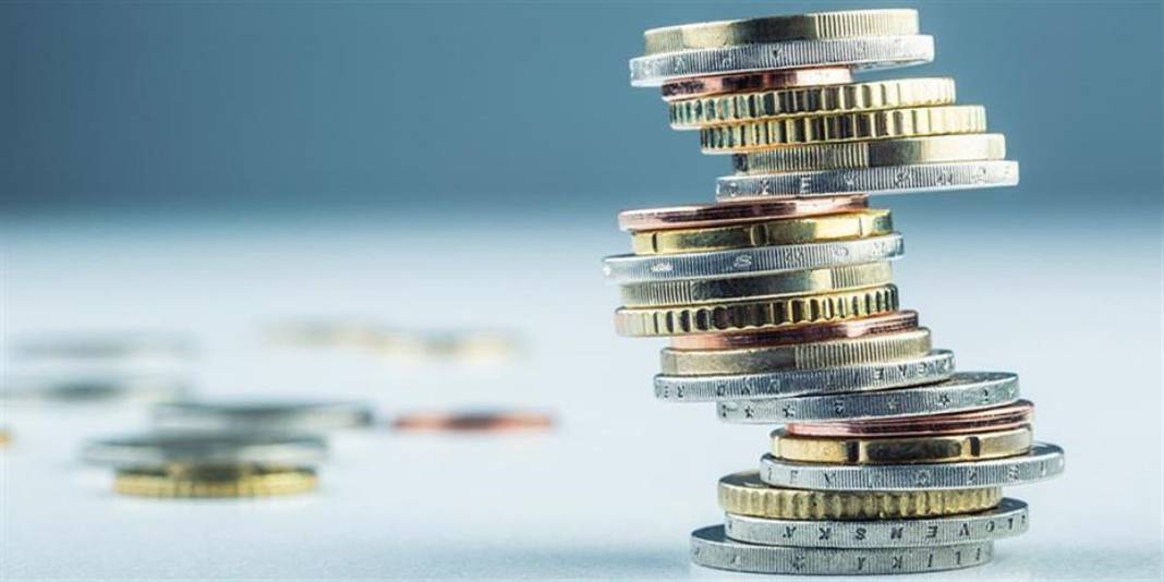 Handelsblatt: Γιατί δεν έχει βελτιωθεί η ζωή των Ελλήνων παρά την ισχυρή ανάπτυξη