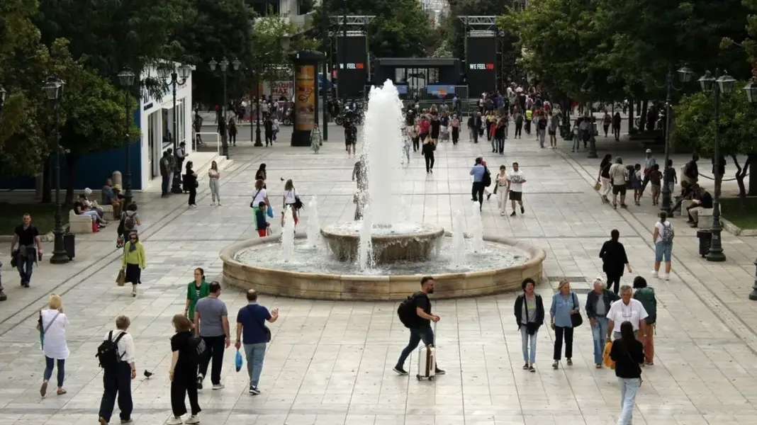Τι «βλέπουν» οι καταναλωτές για το επόμενο 12μηνο – Οι ανατιμήσεις, οι δαπάνες και η αποταμίευση