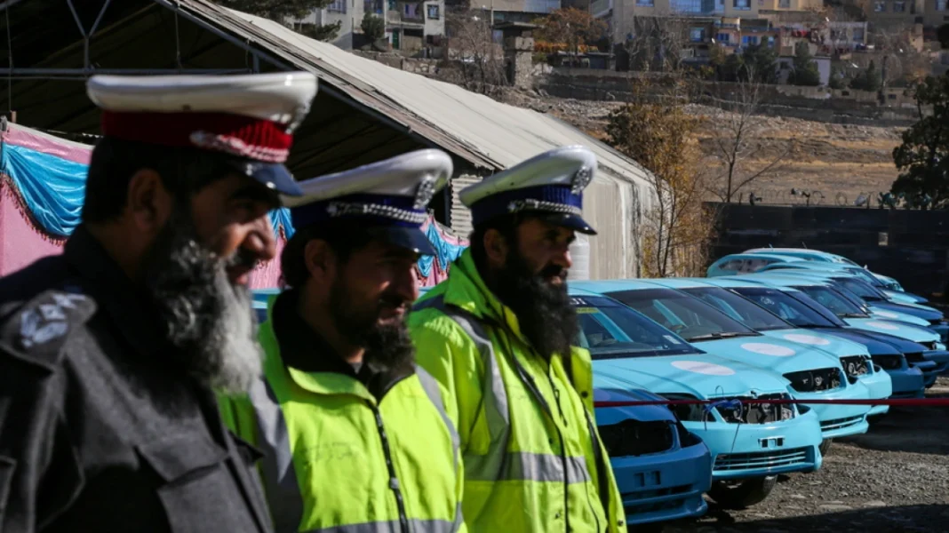 Αφγανιστάν: Το υπουργείο Ηθικής απέλυσε 280 άνδρες αστυνομικούς επειδή δεν άφησαν γενειάδα