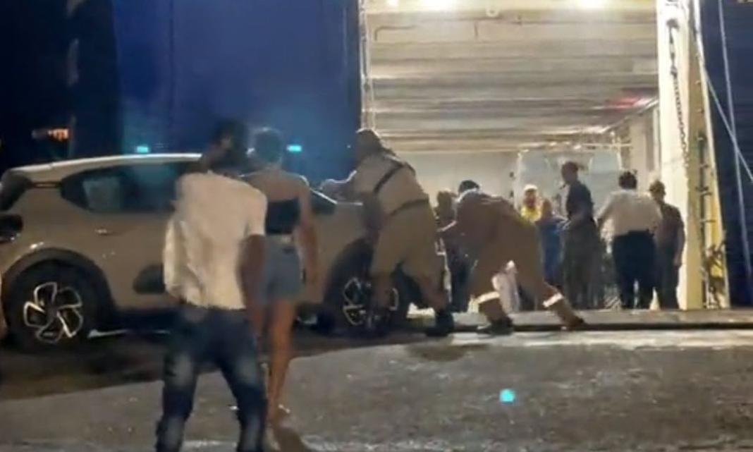 Συνελήφθη ο πλοίαρχος για το περιστατικό με το ΙΧ στην προβλήτα