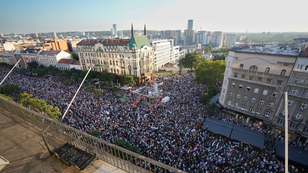 Μαζικές διαδηλώσεις στη Σερβία ενάντια στην εκμετάλλευση κοιτασμάτων λιθίου