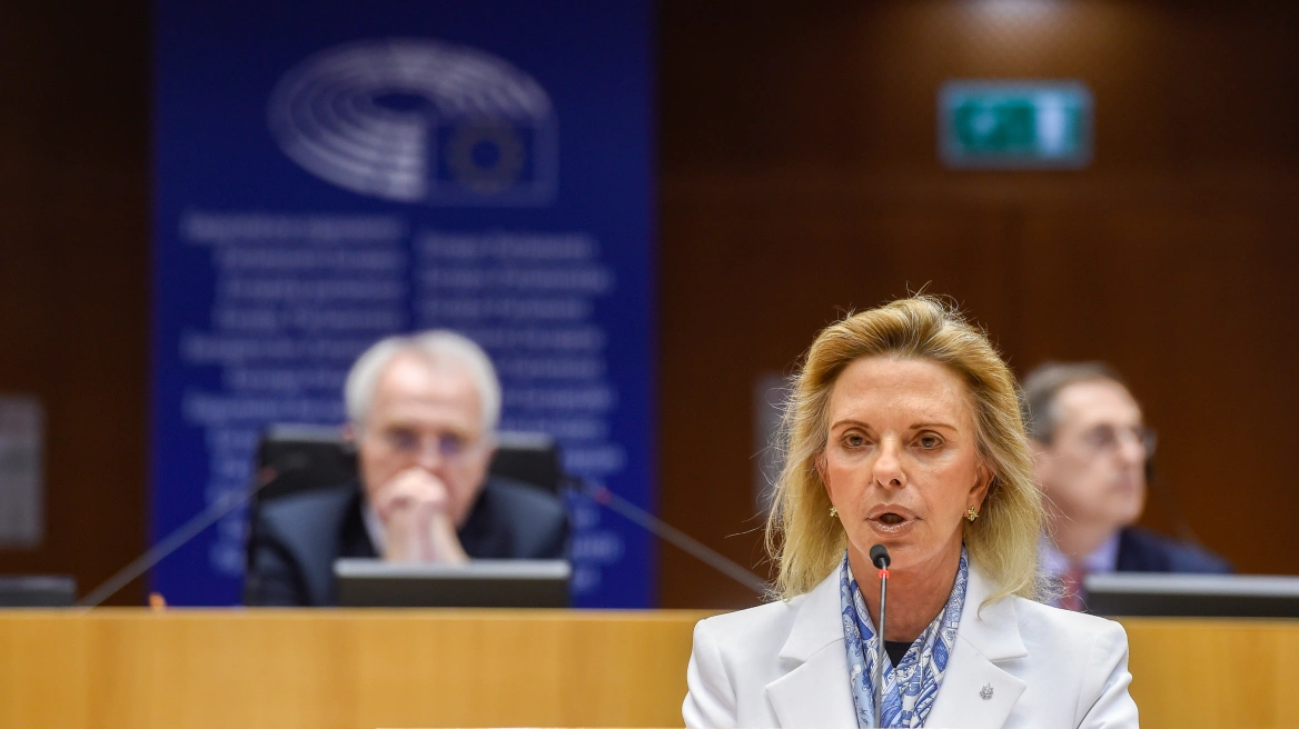 Άμεση αποπομπή του Νίκου Παππά ζητούν οι ευρωβουλευτές της ΝΔ