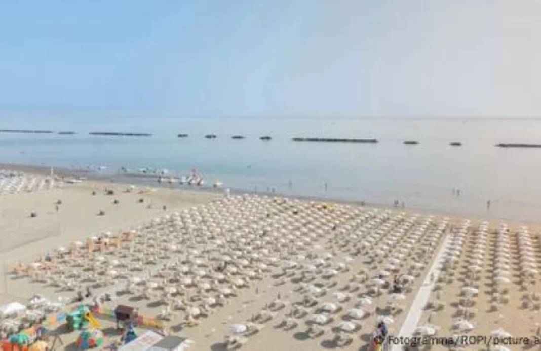 Ιταλία: Στην «αντεπίθεση» οι επιχειρήσεις με ξαπλώστρες