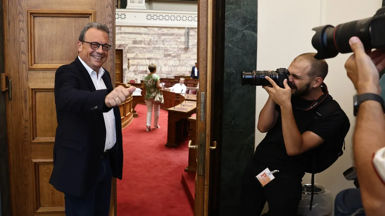 Σαρωτικές αλλαγές στον ΣΥΡΙΖΑ: Ο Κασσελάκης «καρατομεί» τον Φάμελλο και βάζει τον Νίκο Παππά