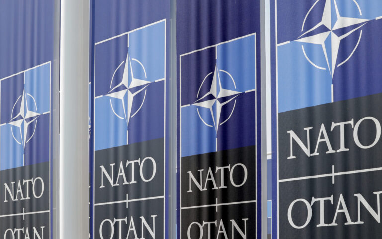 Συνεδρίαση του Συμβουλίου ΝΑΤΟ – Ουκρανίας μετά τα μαζικά ρωσικά πλήγματα