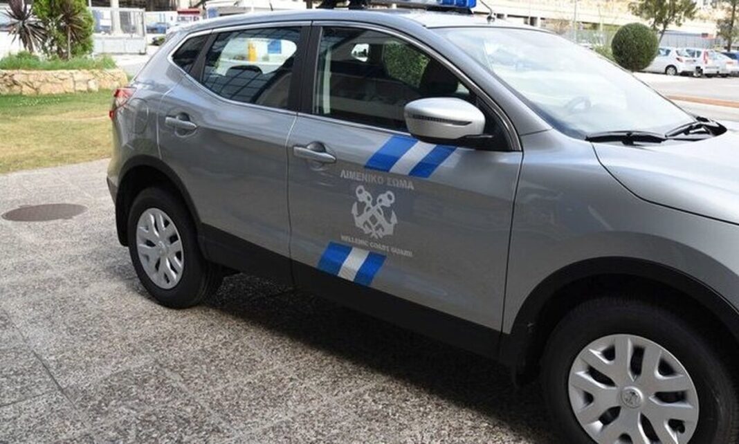 Επιβάτες που έβγαιναν από πλοίο, γλίστρησαν και τραυματίστηκαν – Συνελήφθη ο πλοίαρχος