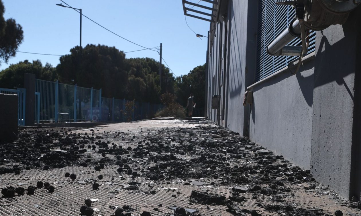 Φωτιά στην Αττική: Πόσοι νοσηλεύονται – Κάηκε το σπίτι γιατρού και συνέχισε να εφημερεύει