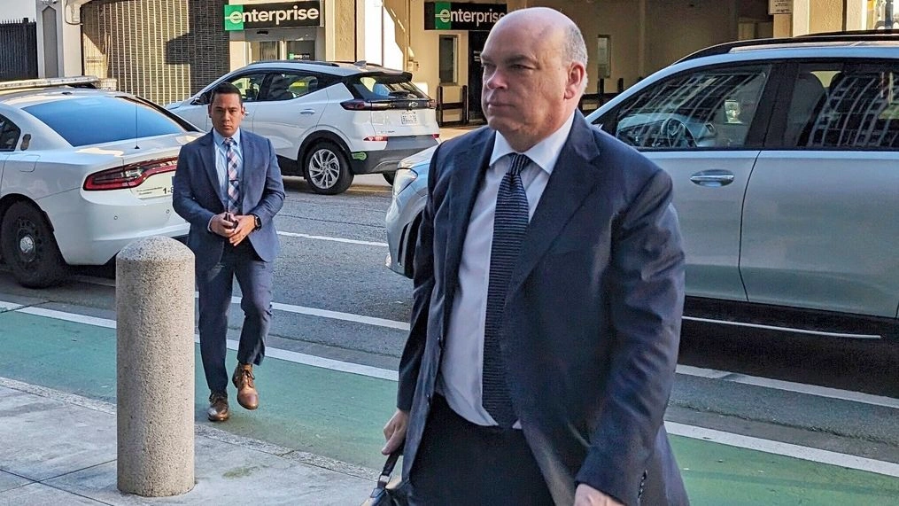 Ο Βρετανός μεγιστάνας Μάικ Λιντς φέρεται να αγνοείται μετά τη βύθιση γιοτ στο Παλέρμο