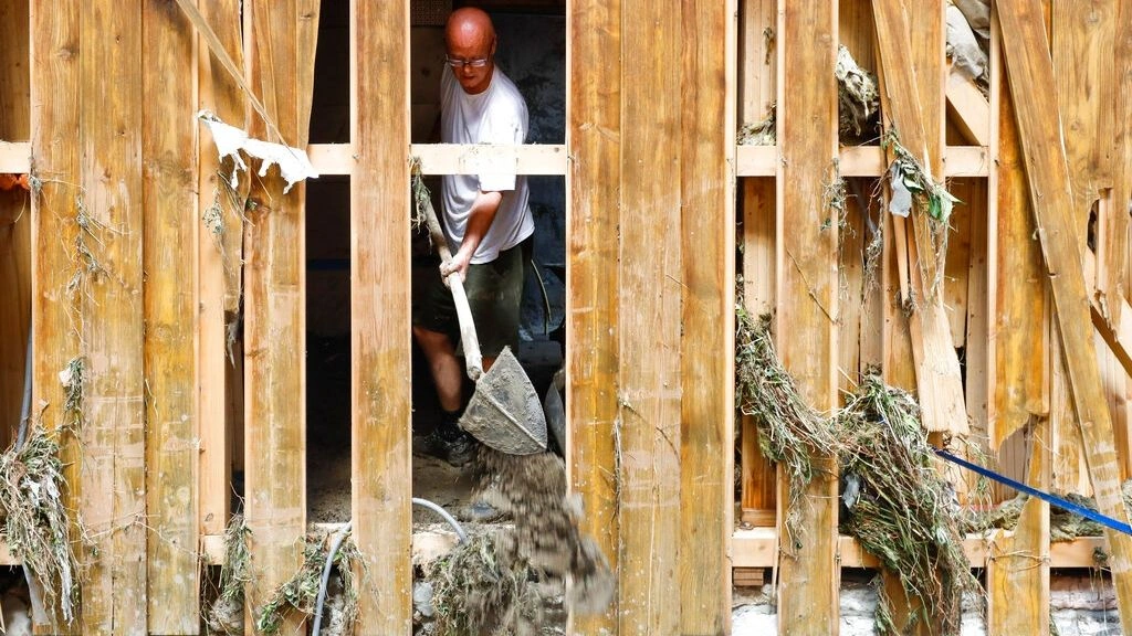 Καταρρακτώδεις βροχές προκαλούν πλημμύρες στην Αυστρία