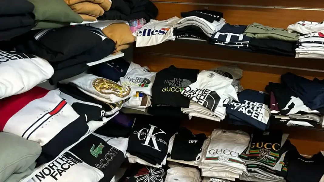 Κατασχέθηκαν 23.000 προϊόντα «μαϊμού» – Δύο συλλήψεις