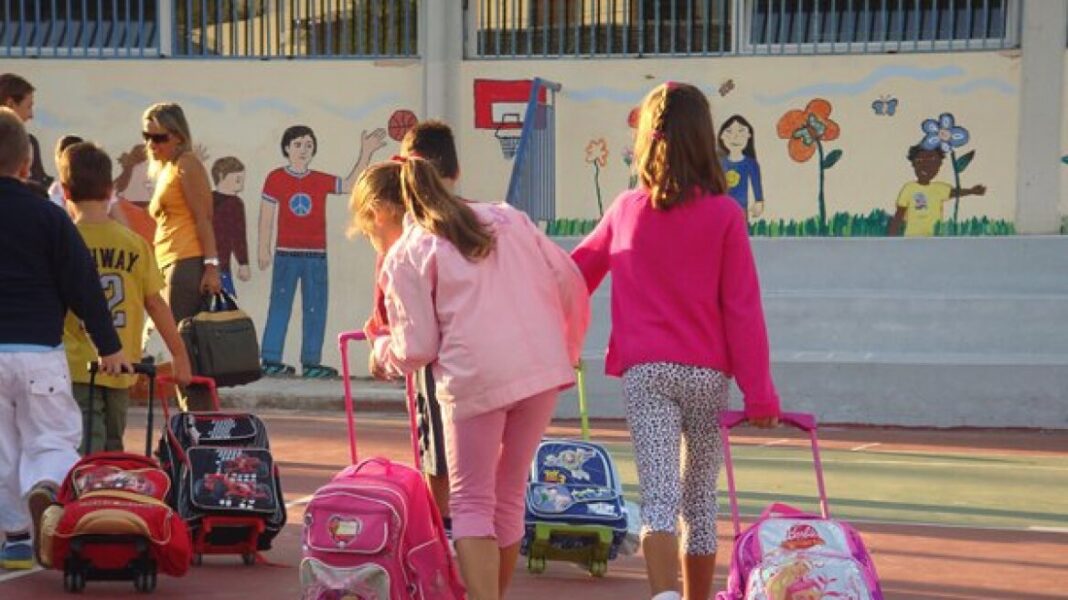 Νεοδιόριστοι εκπαιδευτικοί – Πότε υποβάλλονται οι αιτήσεις απόσπασης