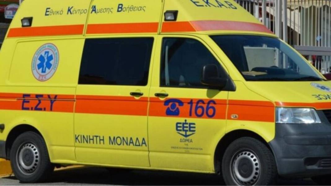 Πέντε ανήλικοι «έσπασαν» στο ξύλο 19χρονο τουρίστα