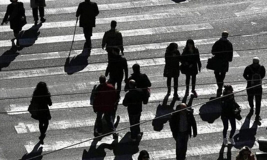 Επιδόματα ΟΠΕΚΑ: Νωρίτερα πληρώνονται οι δικαιούχοι