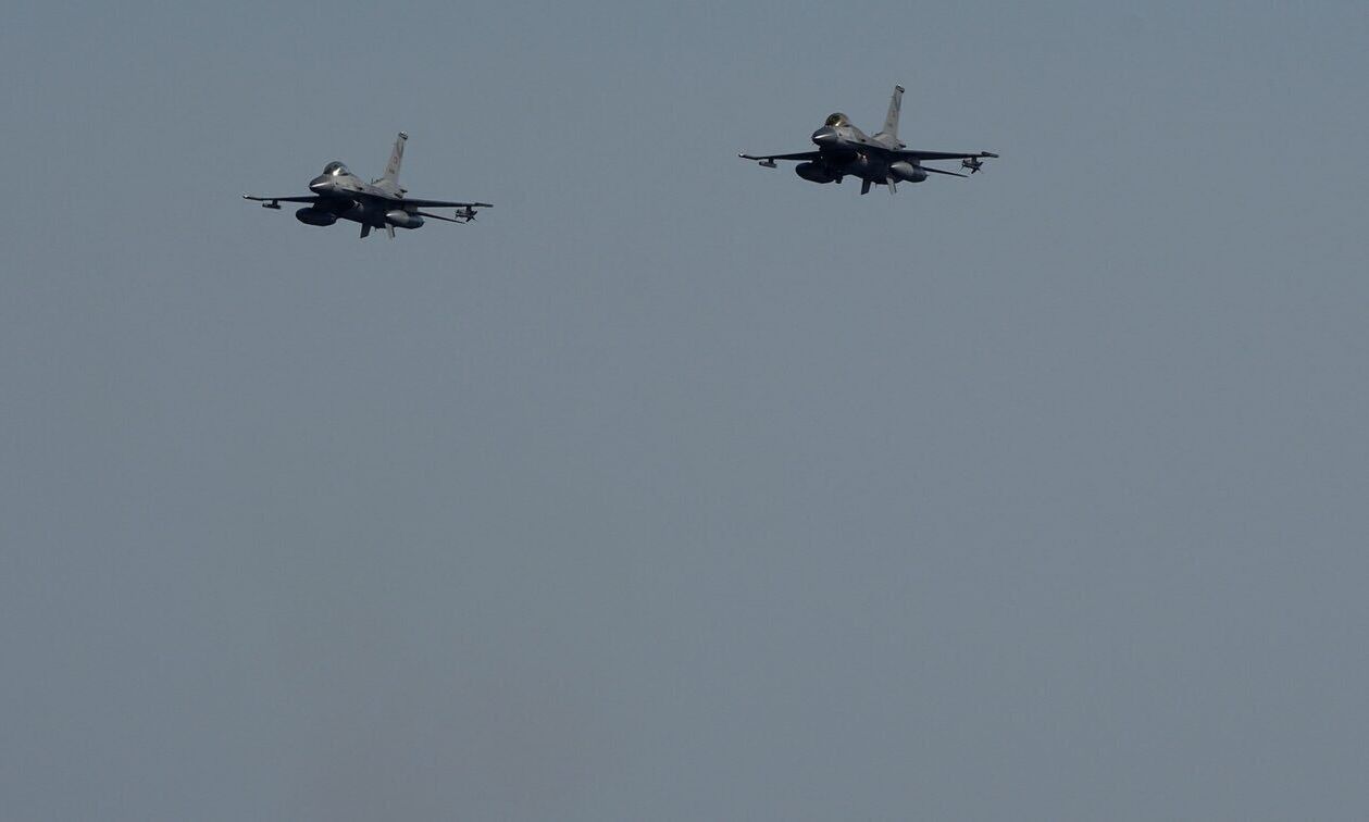 Συνετρίβη ουκρανικό F-16 – Λάθος χειρισμό δείχνουν τα πρώτα στοιχεία