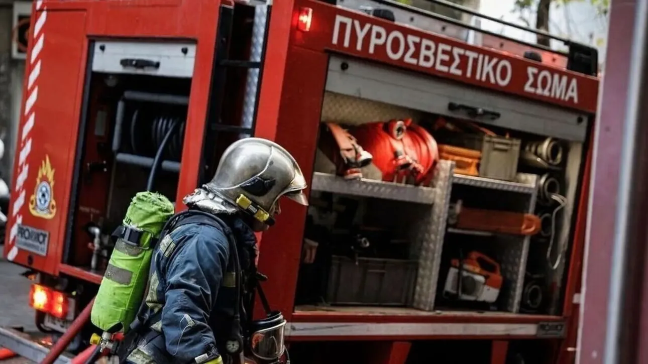 Υπό έλεγχο τέθηκε φωτιά σε μονοκατοικία στον Άγιο Ανδρέα Ηλείας