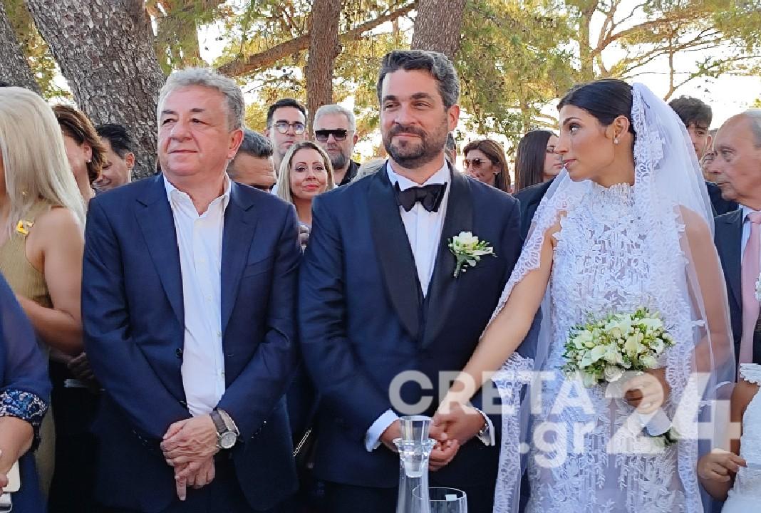 Ο Δήμαρχος Χανίων Παναγιώτης Σημανδηράκης παντρεύτηκε την εκλεκτή της καρδιάς του Άννα Μπενιουδάκη