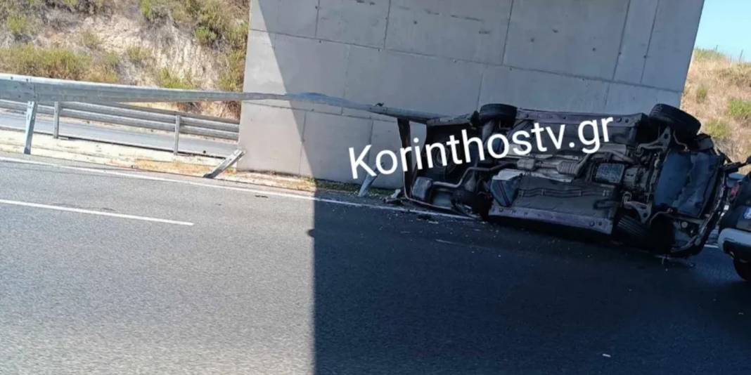 Τροχαίο με νεκροφόρα - Τούμπαρε στην Εθνική Οδό