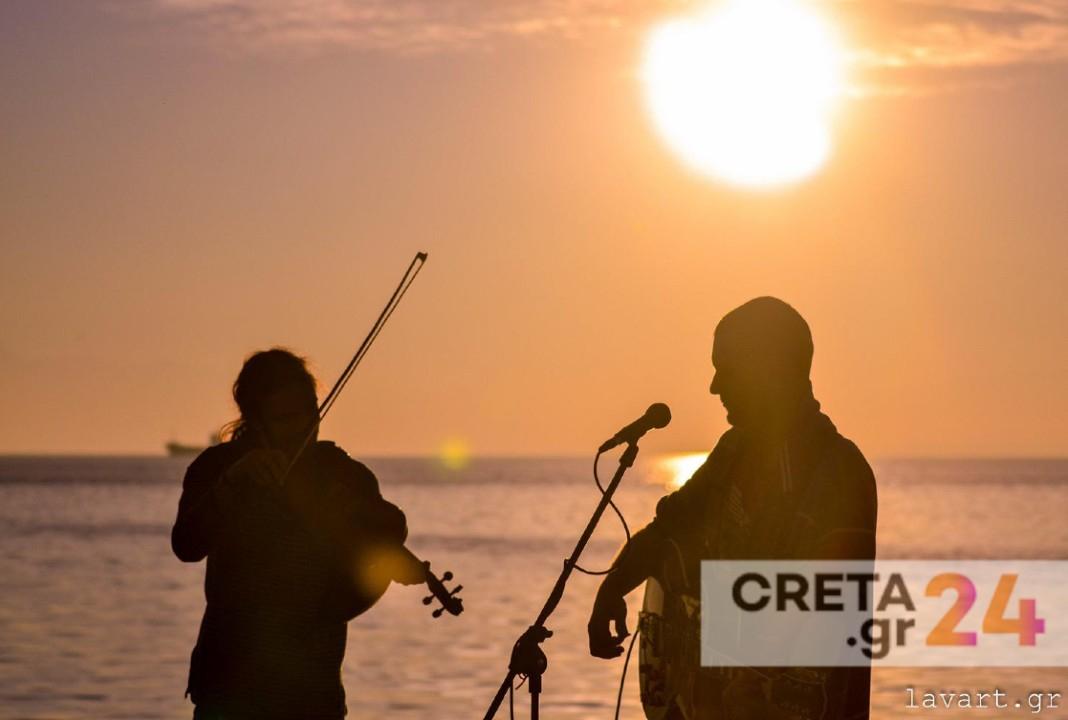 Δημόσια διαβούλευση για να μπουν κανόνες στους μουσικούς του δρόμου και σε ζητήματα ηχορύπανσης