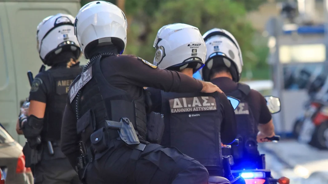 Τρεις συλλήψεις για ομηρία 54χρονου – Ζητούσαν λεφτά για να τον απελευθερώσουν