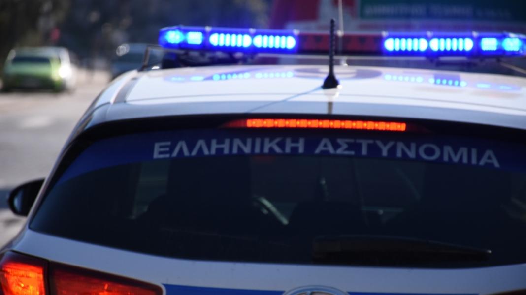 Έκρηξη σε έκθεση αυτοκίνητων