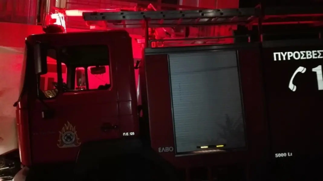 Σορός άνδρα εντοπίστηκε κατά την κατάσβεση φωτιάς σε ΙΧ