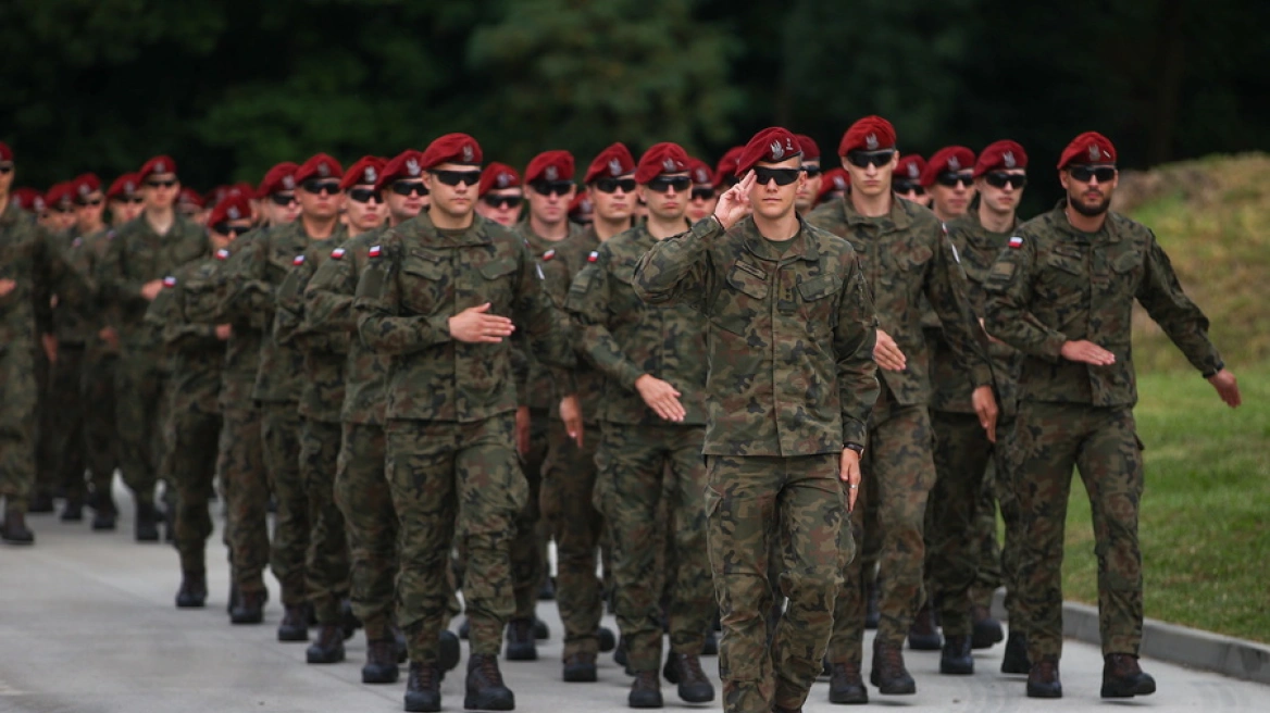 Η Πολωνία θα διαθέσει το 4,7% του ΑΕΠ της για την άμυνα το 2025