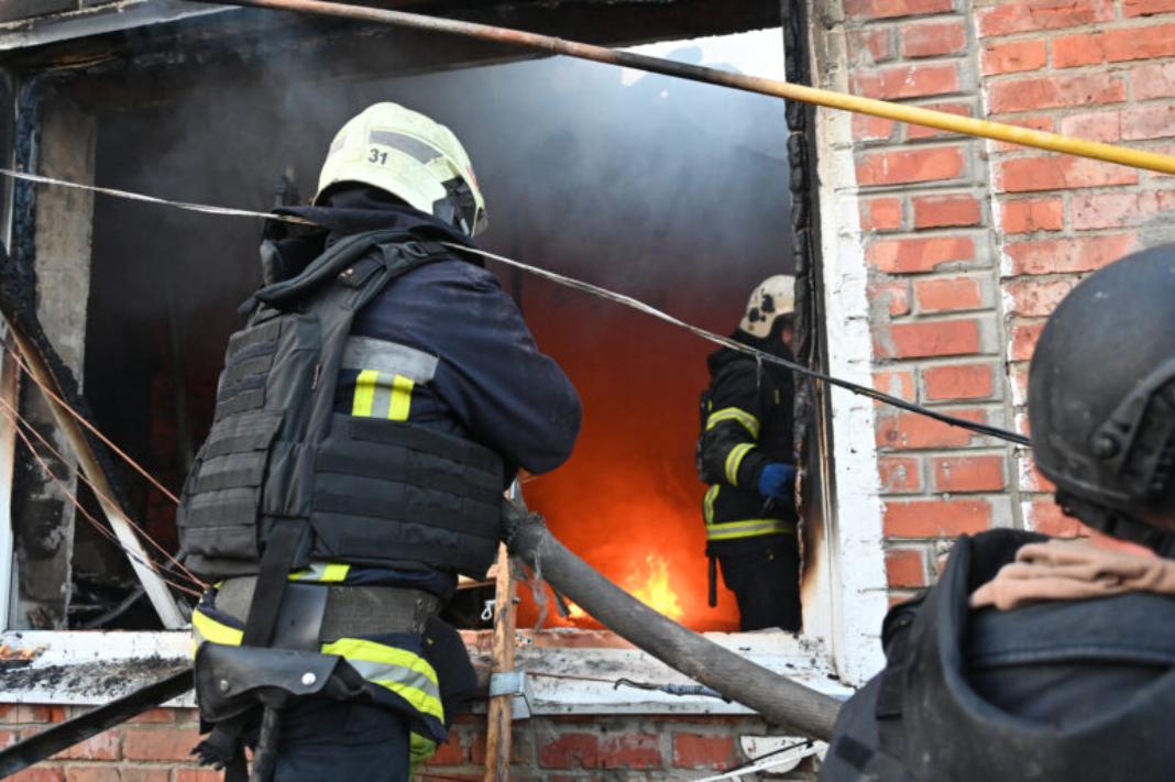Πόλεμος στην Ουκρανία: Έντεκα νεκροί από ρωσικούς βομβαρδισμούς στην Ουκρανία – Πέντε νεκροί από ουκρανικά πλήγματα στη Ρωσία