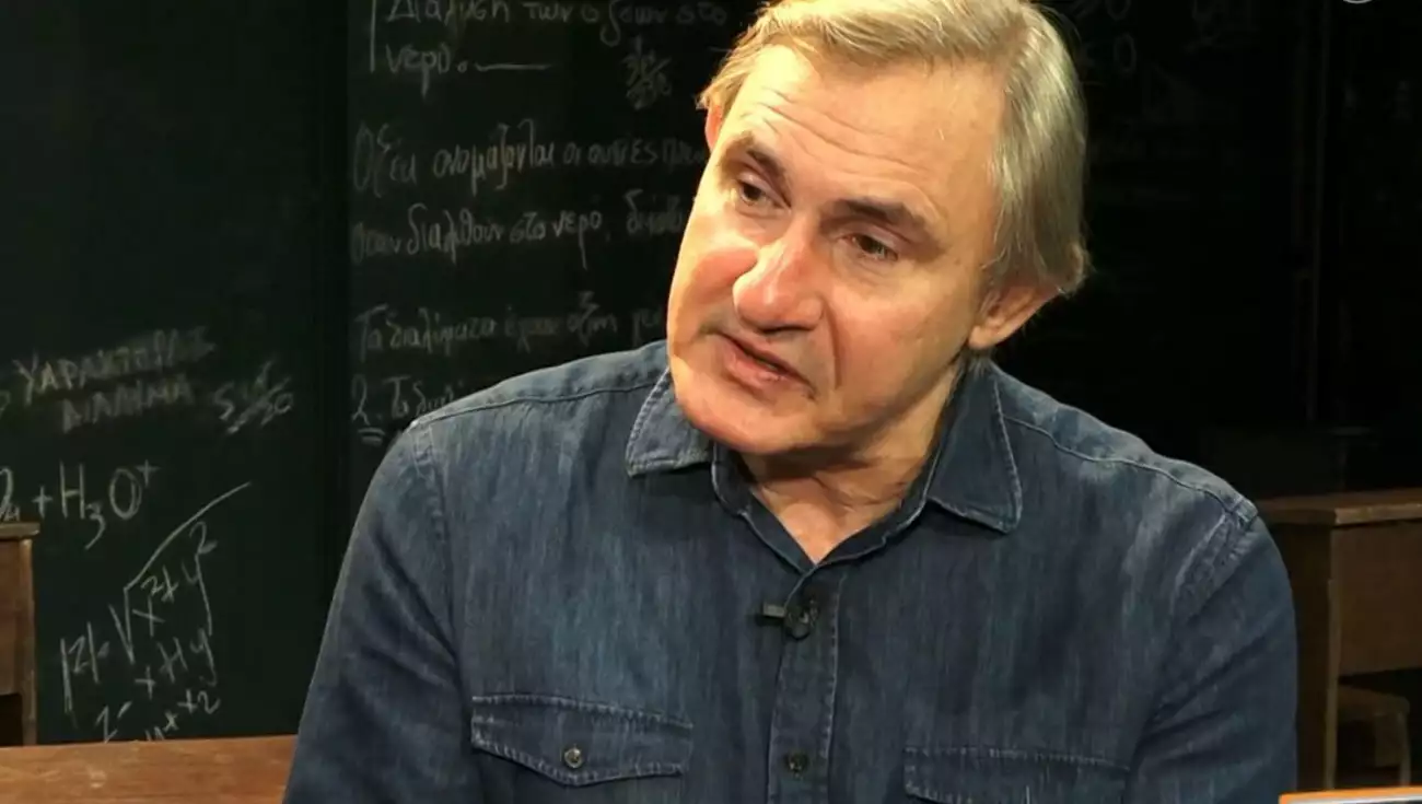 Άκης Σακελλαρίου: Δεν μπορεί να συζητούμε μόνο για το τι ανεβαίνει στην Επίδαυρο