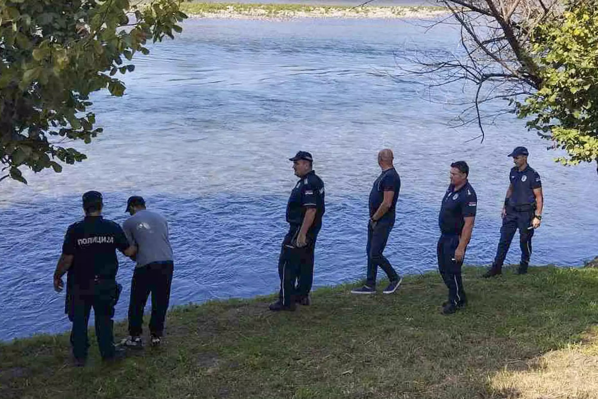 Σερβία: Τουλάχιστον 9 νεκροί σε σκάφος που ανατράπηκε ενώ διέσχιζε το Δρίνο προς τη Βοσνία