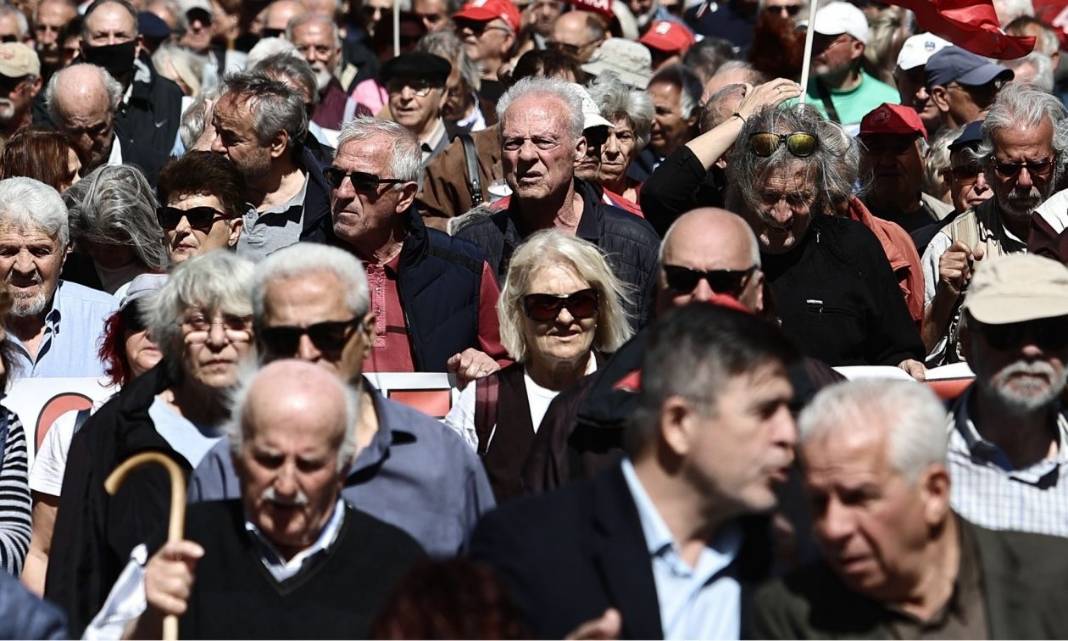 Συντάξεις Σεπτεμβρίου: Πότε πληρώνονται οι συνταξιούχοι - Όλες οι ημερομηνίες