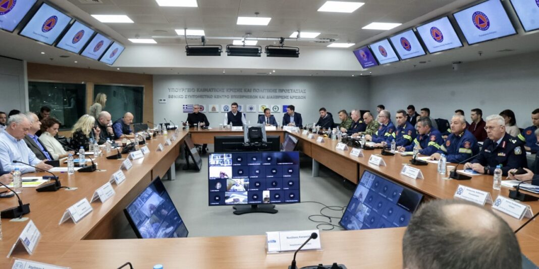 Πολιτική Προστασία: Διυπουργική σύσκεψη για τις ακραίες καιρικές συνθήκες που θα επικρατήσουν την Κυριακή