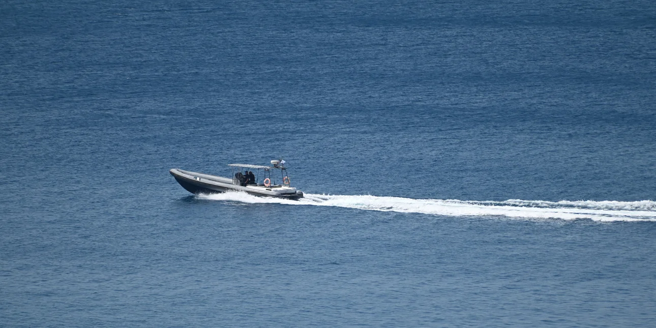 68χρονος λουόμενος τραυματίστηκε από ταχύπλοο -Συνελήφθη ο χειριστής του σκάφους