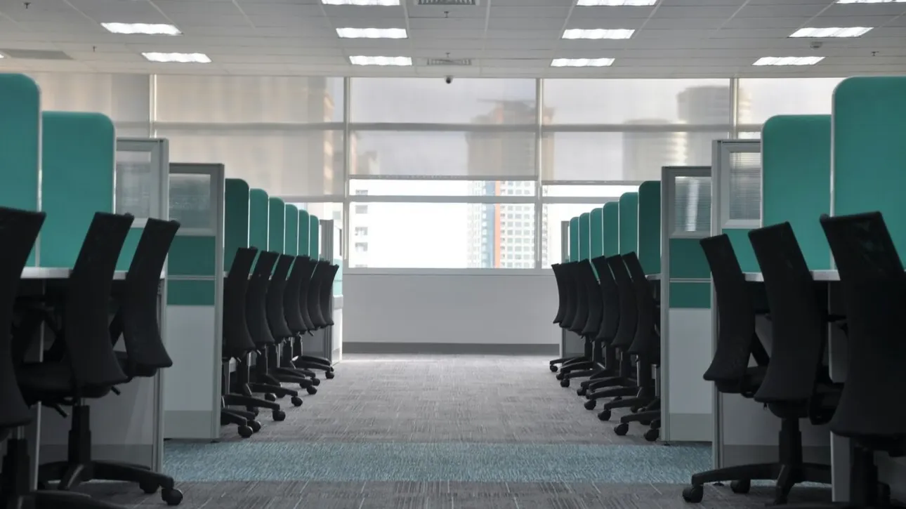 Πρόγραμμα απασχόλησης ανέργων 55 έως 67 ετών: 26.500 οι ωφελούμενοι – Αυξήθηκαν οι πόροι