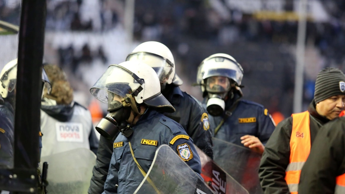 Συνελήφθη 14χρονος έξω από το γήπεδο της Τούμπας – Πέταξε αντικείμενα στους αστυνομικούς πριν το ΠΑΟΚ – Παναιτωλικός