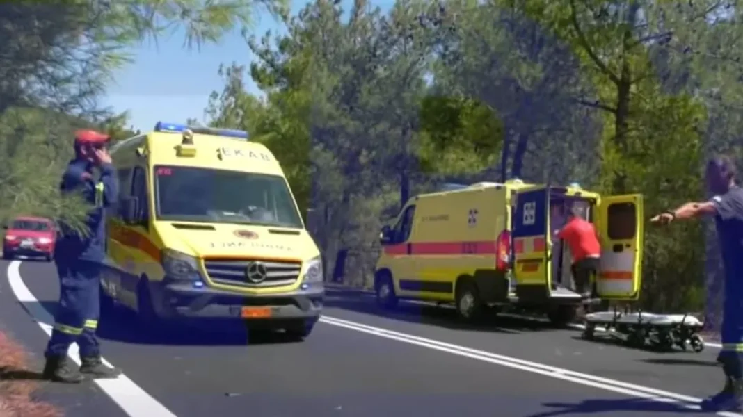 Λέσβος: Νεκρός 30χρονος αστυνομικός και μία 94χρονη έπειτα από τη σύγκρουση μηχανής με ΙΧ