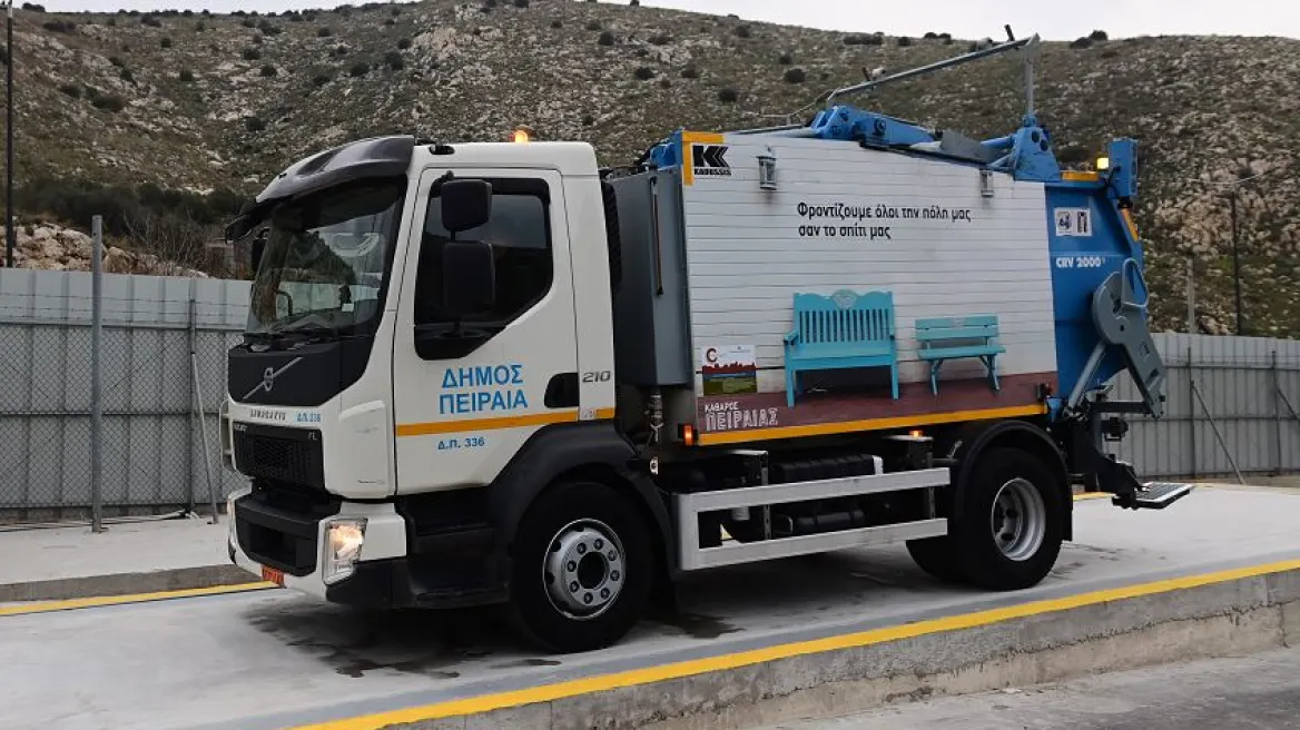 Πέραμα: Προφυλακιστεός ο 48χρονος που κατηγορείται ότι βίασε συνάδελφό του μέσα σε απορριμματοφόρο