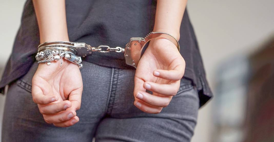 Ξυλοκόπησε την πρώην σύντροφό της επειδή χώρισαν