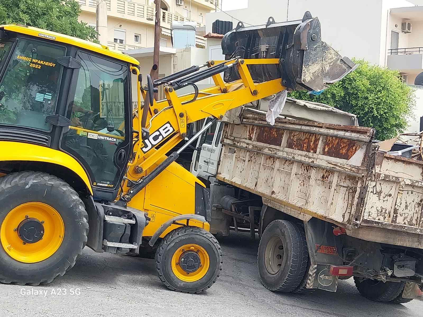 Hράκλειο: Οι έλεγχοι της Υπηρεσίας Καθαριότητας έφεραν «τσουχτερά» πρόστιμα σε 15 σε ασυνείδητους
