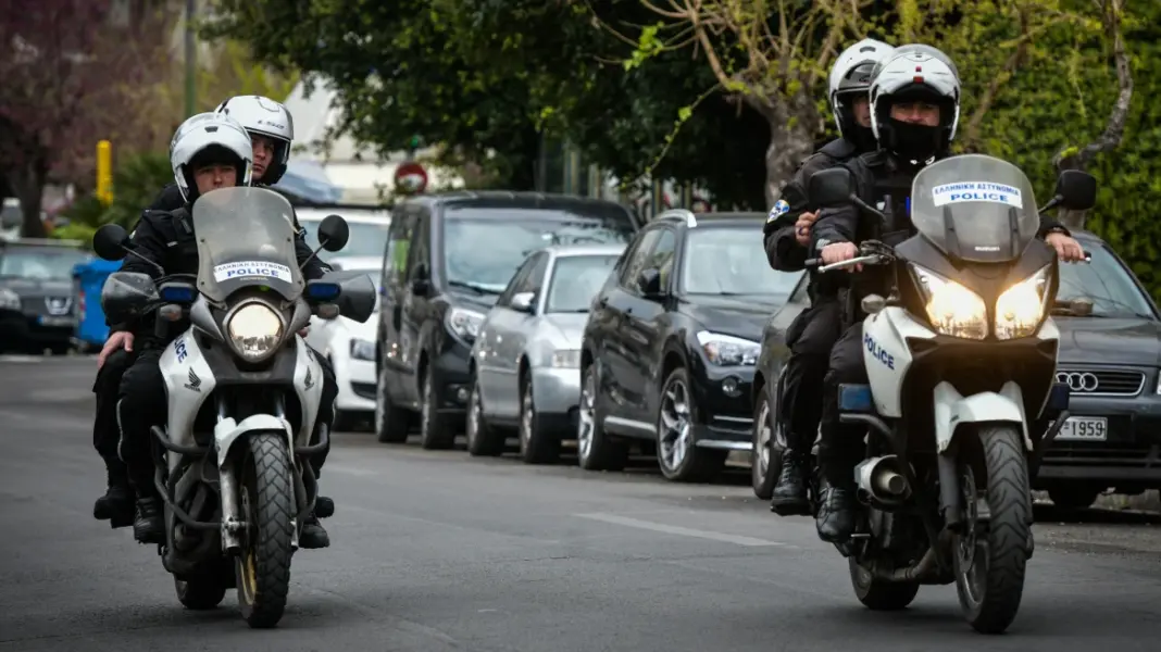 Συνελήφθη μετά από καταδίωξη 31χρονος με κλεμμένη μοτοσικλέτα και ναρκωτικά