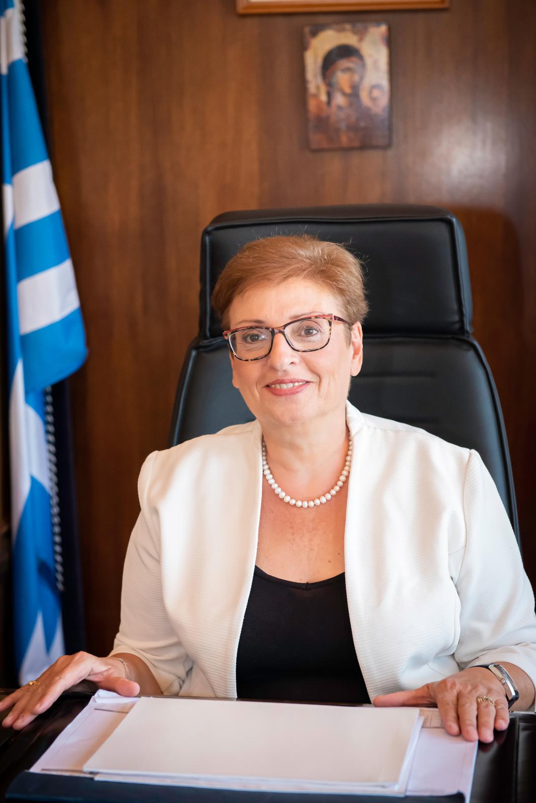 Ευχαριστήρια επιστολή της Μ. Λιονή σε ξενοδοχεία που διέθεσαν κλινοσκεπάσματα για τους Πυροσβέστες στην πυρκαγιά στο Αμάρι