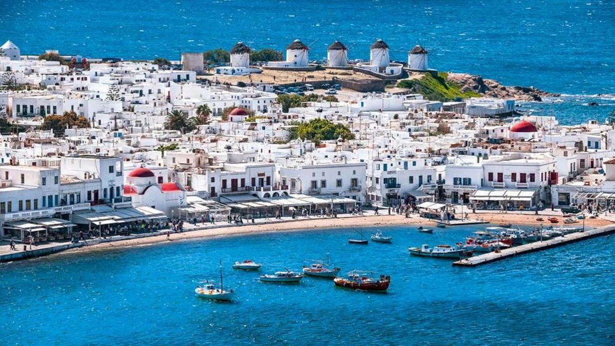 Εξαρθρώθηκε εγκληματική οργάνωση που προωθούσε γυναίκες στην πορνεία