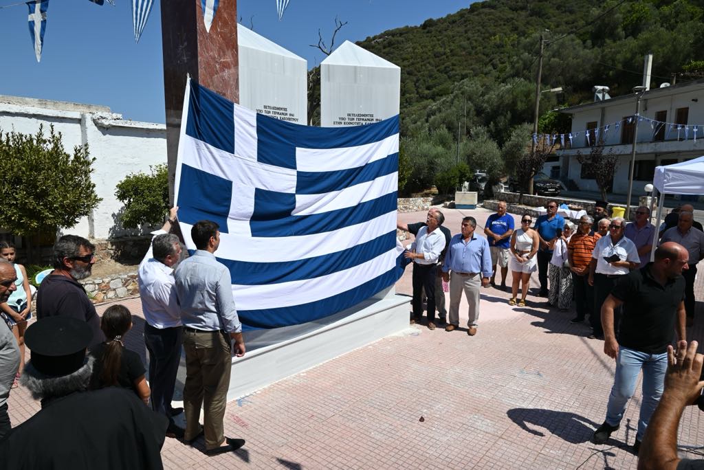 Πραγματοποιήθηκε η τελετή αποκαλυπτηρίων του νέου Μνημείου Εκτελεσθέντων στο Κακόπετρο