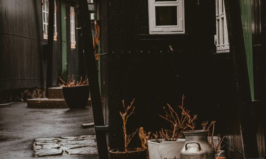 59χρονος βρέθηκε νεκρός στο σπίτι του