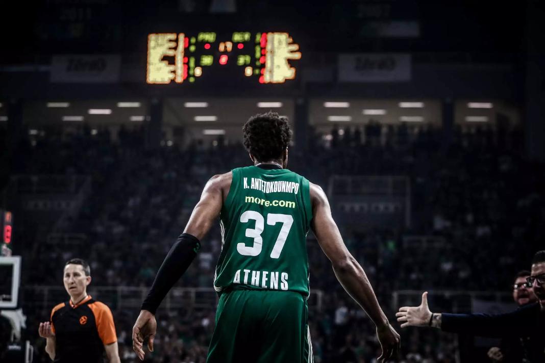 Ο Κώστας Αντετοκούνμπο υπέστη κάταγμα στον αντίχειρα και χάνει το Super Cup Ελλάδας