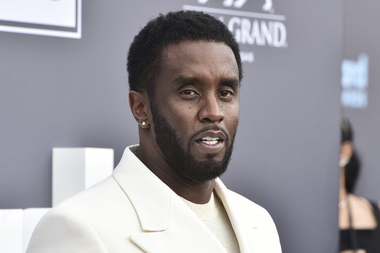 Diddy: Θεωρούσε τον εαυτό του βασιλιά του κόσμου – Συγκλονίζουν οι μαρτυρίες από τα «λευκά πάρτι» της φρίκης