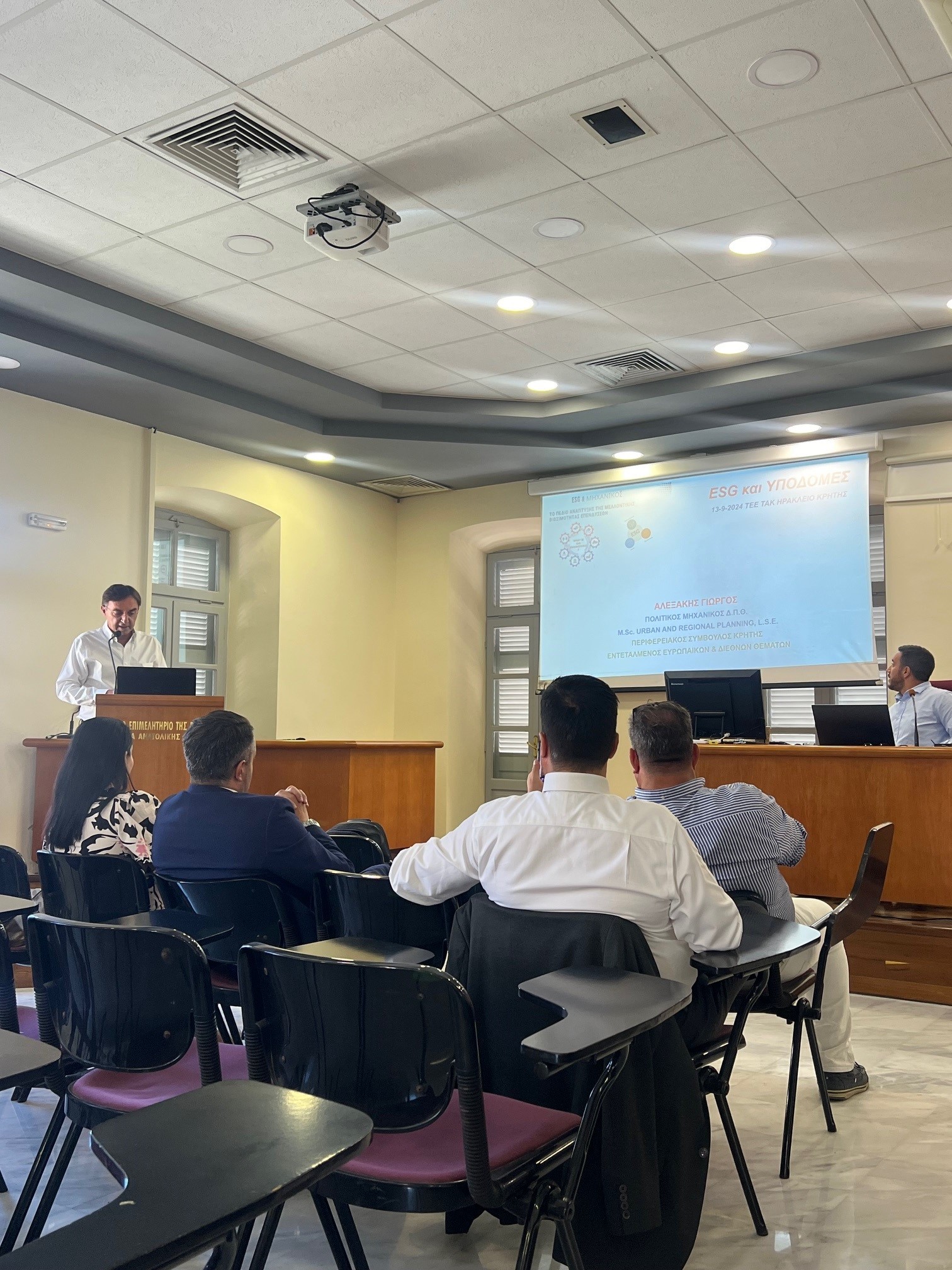 Η Περιφέρεια Κρήτης σε ημερίδα για τα ESG