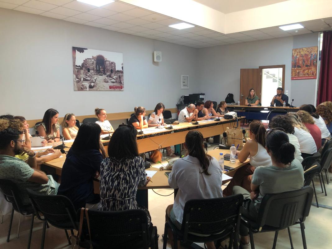 Συνάντηση Μιχάλη Κοκολάκη με τους διευθυντές των Νηπιαγωγείων και Δημοτικών Σχολείων