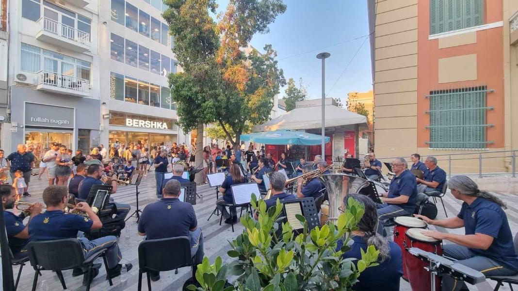 Συνεχίζονται οι επιτυχημένες συναυλίες της Φιλαρμονικής Ορχήστρας του Δήμου Ηρακλείου