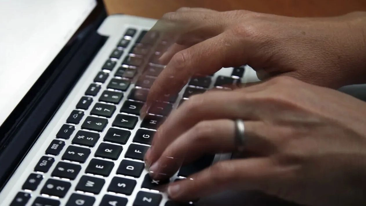 Μέχρι πότε υποβάλλονται αιτήσεις για τις επιχειρήσεις ηλεκτρονικού τύπου στο ΜΗΤ