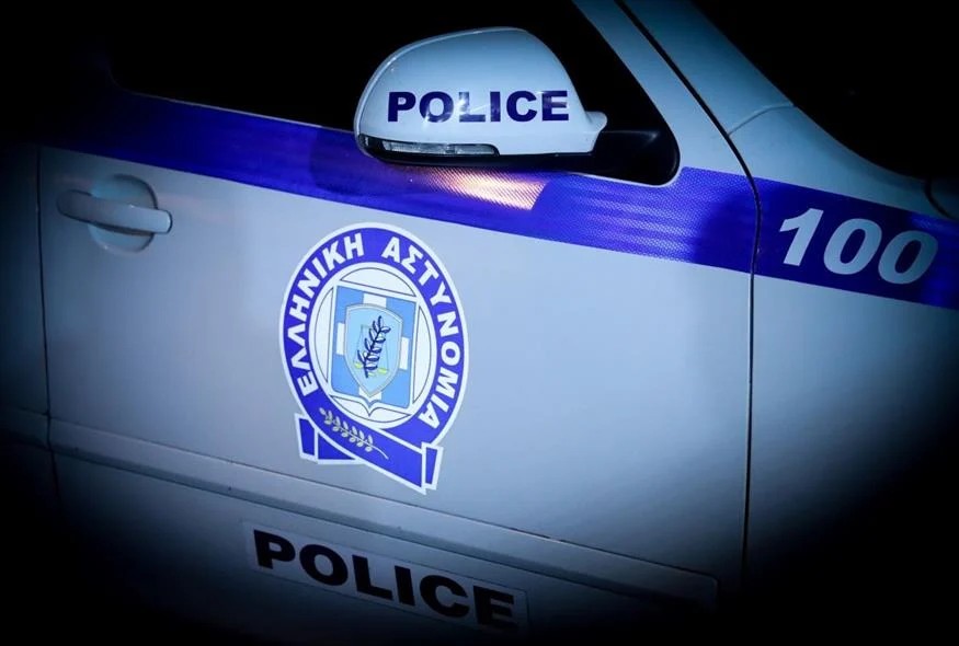 Εφιαλτικές στιγμές για 26χρονο στον Πειραιά: Τον απήγαγαν, τον πήγαν σε διαμέρισμα, τον χτύπησαν και έφυγαν